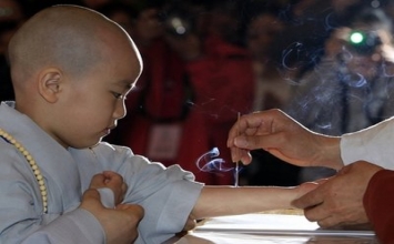 Làm chủ thì không bị ngoại duyên dùng mình mà mình dùng được mọi thứ